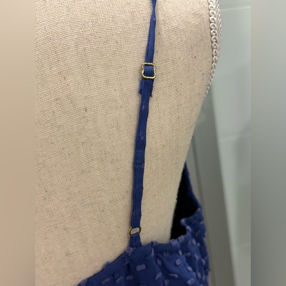 Beyond Vintage Fashioned by Scoop Top 100% silk - Picture 4 of 8